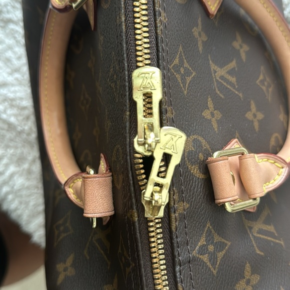 Louis Vuitton Speedy 25 Bandouliere Authentic Used - Picture 6 of 15